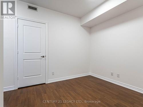 1503 - 9245 Jane Street, Vaughan, ON - Indoor Photo Showing Other Room