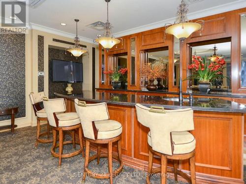 1503 - 9245 Jane Street, Vaughan, ON - Indoor Photo Showing Dining Room