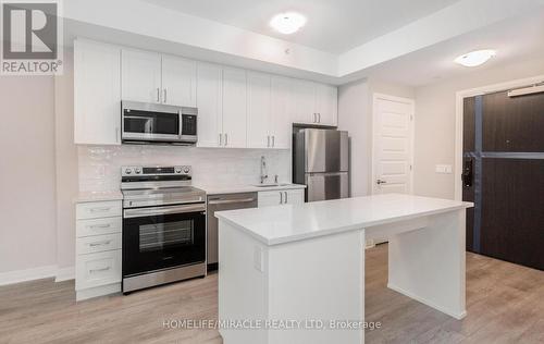 312 - 490 Gordon Krantz Avenue, Milton, ON - Indoor Photo Showing Kitchen With Stainless Steel Kitchen With Upgraded Kitchen