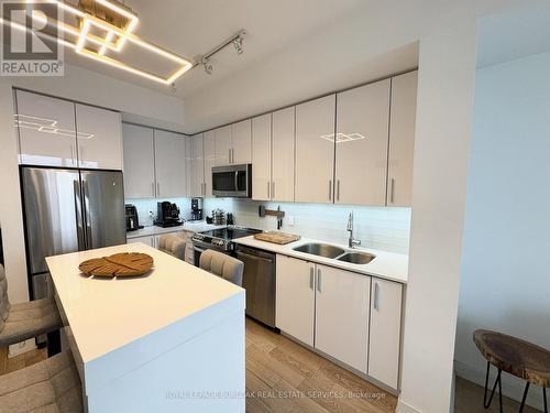 3310 - 2212 Lake Shore Boulevard W, Toronto, ON - Indoor Photo Showing Kitchen With Double Sink