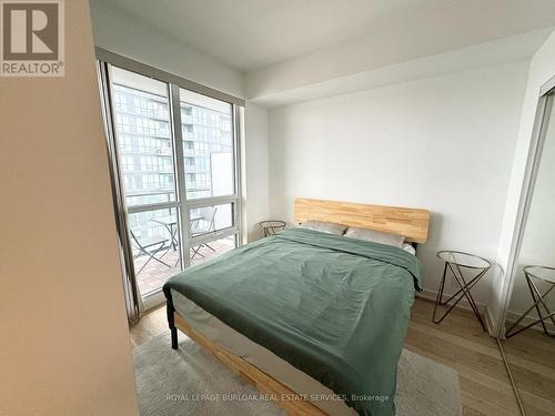 3310 - 2212 Lake Shore Boulevard W, Toronto, ON - Indoor Photo Showing Bedroom