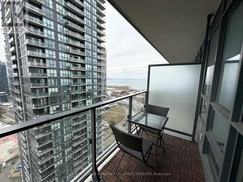 3310 - 2212 Lake Shore Boulevard W, Toronto, ON - Outdoor With Balcony With Exterior