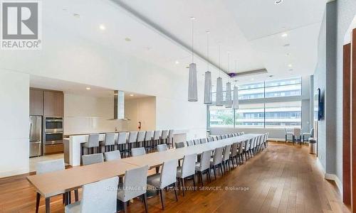 3310 - 2212 Lake Shore Boulevard W, Toronto, ON - Indoor Photo Showing Dining Room