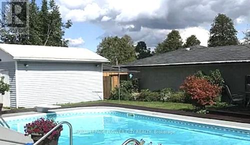 62 Champlain Avenue, Welland, ON - Outdoor With In Ground Pool