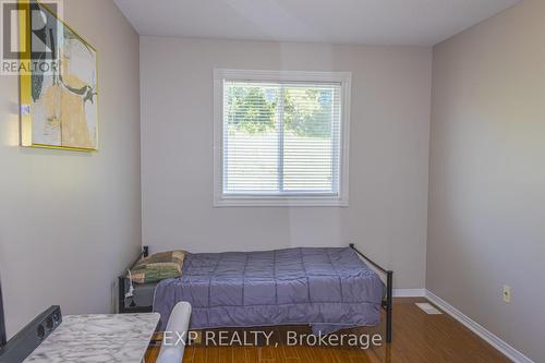 20 Curzon Crescent, Guelph, ON - Indoor Photo Showing Bedroom