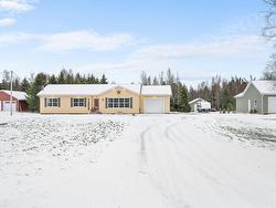 95 Riverbend Drive  Brookdale, NS B4H 3Y1