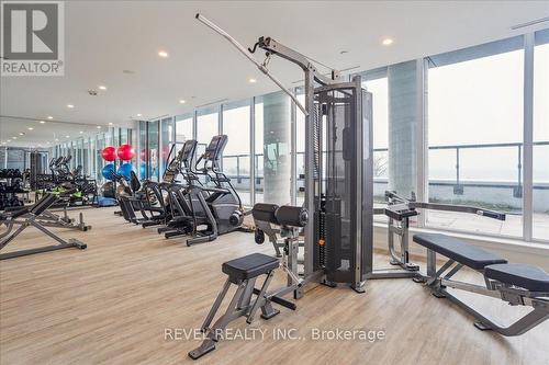 1610 - 370 Martha Street, Burlington, ON - Indoor Photo Showing Gym Room