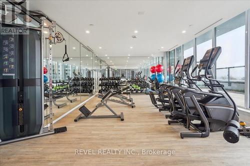 1610 - 370 Martha Street, Burlington, ON - Indoor Photo Showing Gym Room