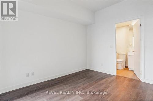 1910 - 370 Martha Street, Burlington, ON - Indoor Photo Showing Other Room