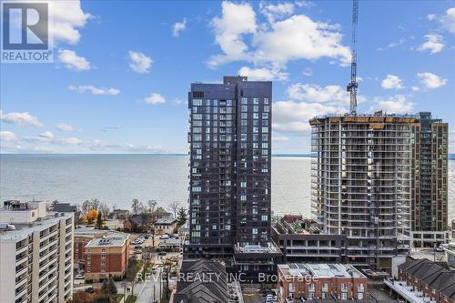 1910 - 370 Martha Street, Burlington, ON - Outdoor With Body Of Water