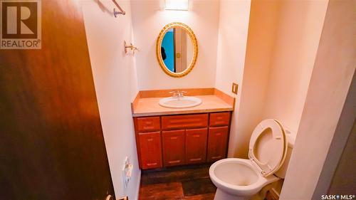 95 Massey Road, Regina, SK - Indoor Photo Showing Bathroom