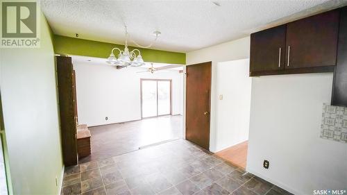 95 Massey Road, Regina, SK - Indoor Photo Showing Other Room