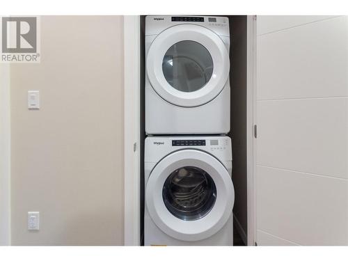 388 Eckhardt Avenue Unit# 104, Penticton, BC - Indoor Photo Showing Laundry Room