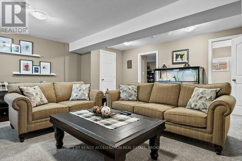 78 Beverly Street, Greater Napanee, ON - Indoor Photo Showing Living Room