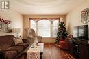 569 River Road S, Peterborough (Ashburnham), ON  - Indoor Photo Showing Living Room 