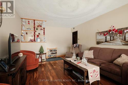 569 River Road S, Peterborough (Ashburnham), ON - Indoor Photo Showing Living Room