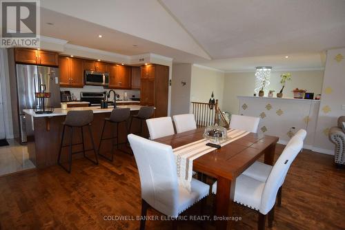 105 Milroy Drive, Peterborough (Northcrest), ON - Indoor Photo Showing Dining Room