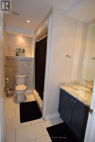 105 Milroy Drive, Peterborough (Northcrest), ON - Indoor Photo Showing Bathroom