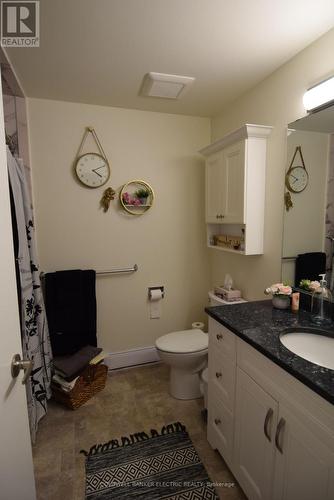 6 - 625 Whitaker Street, Peterborough (Ashburnham), ON - Indoor Photo Showing Bathroom