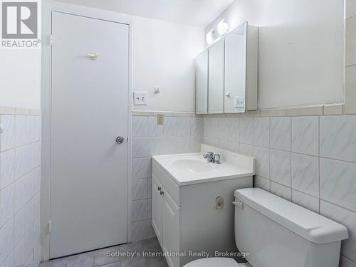 1110 - 3120 Kirwin Avenue, Mississauga (Cooksville), ON - Indoor Photo Showing Bathroom