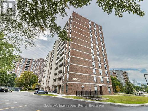 1110 - 3120 Kirwin Avenue, Mississauga (Cooksville), ON - Outdoor With Facade