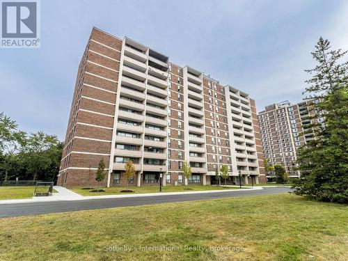 1110 - 3120 Kirwin Avenue, Mississauga (Cooksville), ON - Outdoor With Balcony With Facade