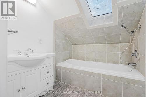 668 Garafraxa Street S, West Grey (Durham), ON - Indoor Photo Showing Bathroom