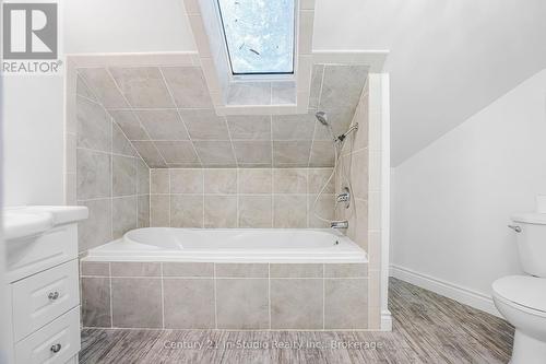 668 Garafraxa Street S, West Grey (Durham), ON - Indoor Photo Showing Bathroom