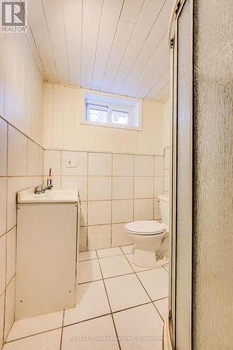 20 Havelock Street, Guelph (St. George'S), ON - Indoor Photo Showing Bathroom