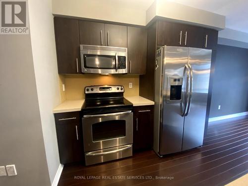 19 - 362 Plains Road E, Burlington, ON - Indoor Photo Showing Kitchen