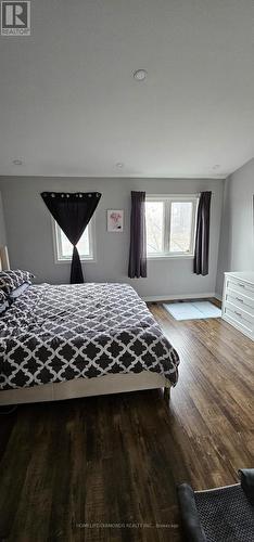 16 Piggott Mews, Toronto, ON - Indoor Photo Showing Bedroom