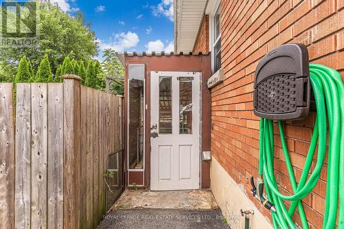 21 Chalmers Street, St. Catharines, ON - Outdoor