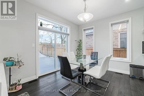 2394 Leeds Crossing Close, London, ON - Indoor Photo Showing Dining Room