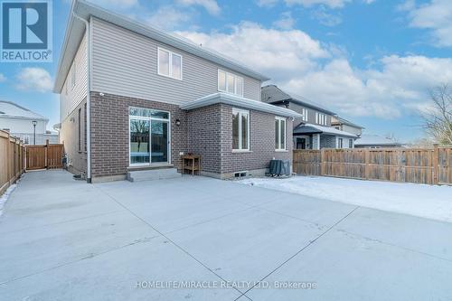 2394 Leeds Crossing Close, London, ON - Outdoor