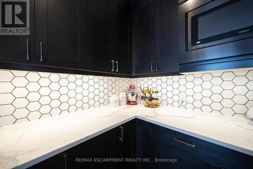 166 King Street, Brant, ON - Indoor Photo Showing Kitchen