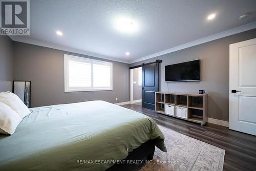 166 King Street, Brant, ON - Indoor Photo Showing Bedroom