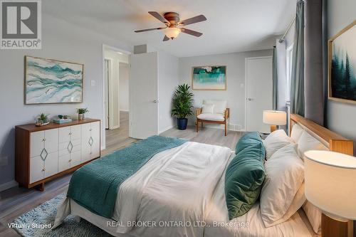 140 Poplar Drive, Cambridge, ON - Indoor Photo Showing Bedroom