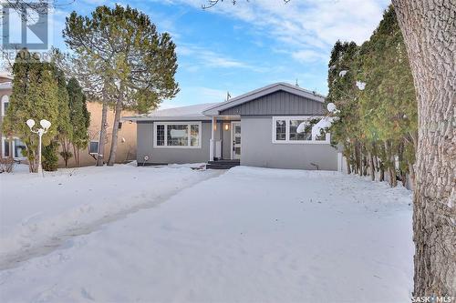 2811 Assiniboine Avenue, Regina, SK - Outdoor With Facade