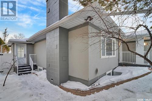 2811 Assiniboine Avenue, Regina, SK - Outdoor