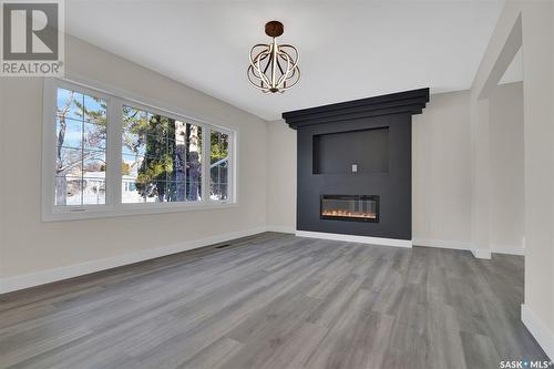 2811 Assiniboine Avenue, Regina, SK - Indoor Photo Showing Living Room With Fireplace