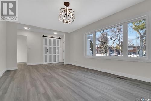 2811 Assiniboine Avenue, Regina, SK - Indoor Photo Showing Other Room