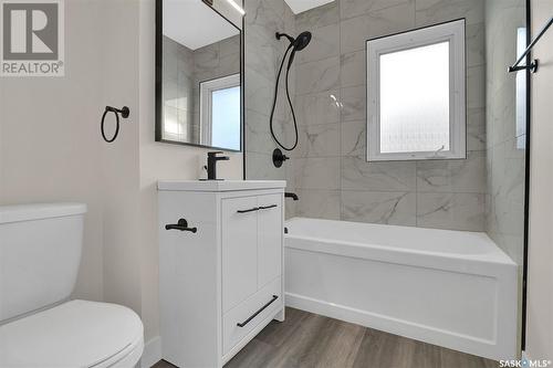 2811 Assiniboine Avenue, Regina, SK - Indoor Photo Showing Bathroom