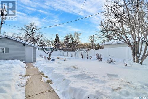 2811 Assiniboine Avenue, Regina, SK - Outdoor