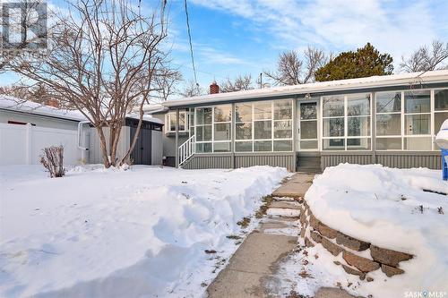 2811 Assiniboine Avenue, Regina, SK - Outdoor