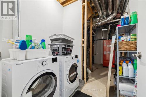 3170 Lotus Common, Burlington, ON - Indoor Photo Showing Laundry Room