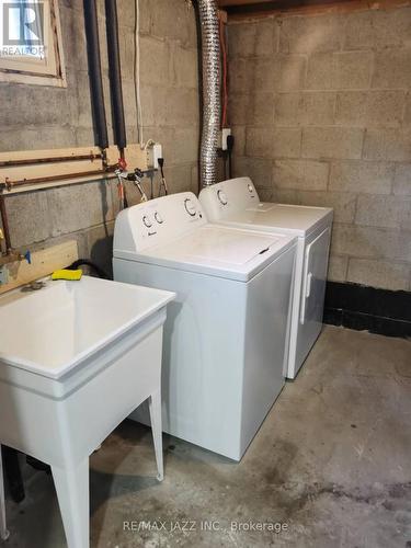 611 Athol Street E, Oshawa (Donevan), ON - Indoor Photo Showing Laundry Room