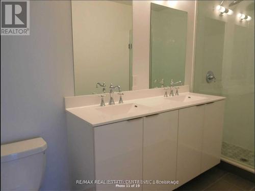 4804 - 20 Shore Breeze Drive, Toronto, ON - Indoor Photo Showing Bathroom