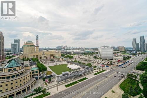 1704 - 310 Burnhamthorpe Road W, Mississauga, ON - Outdoor With View