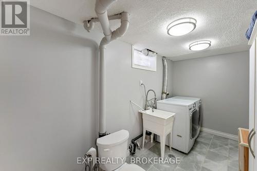 109 Virginia Street, Kingston, ON - Indoor Photo Showing Laundry Room