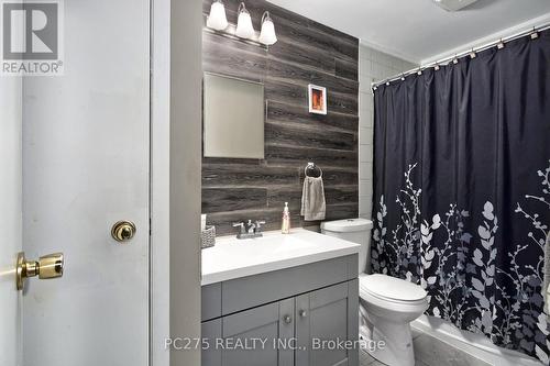 86 - 1096 Jalna Boulevard, London, ON - Indoor Photo Showing Bathroom